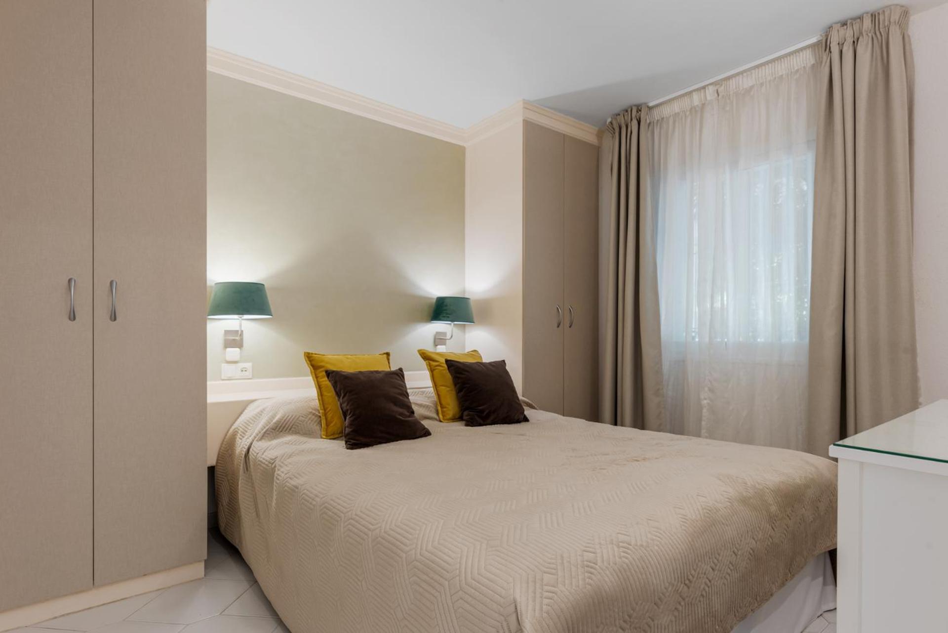 Miraflores Apartments By The Beach Costa Del Sol Sitio de Calahonda Екстериор снимка