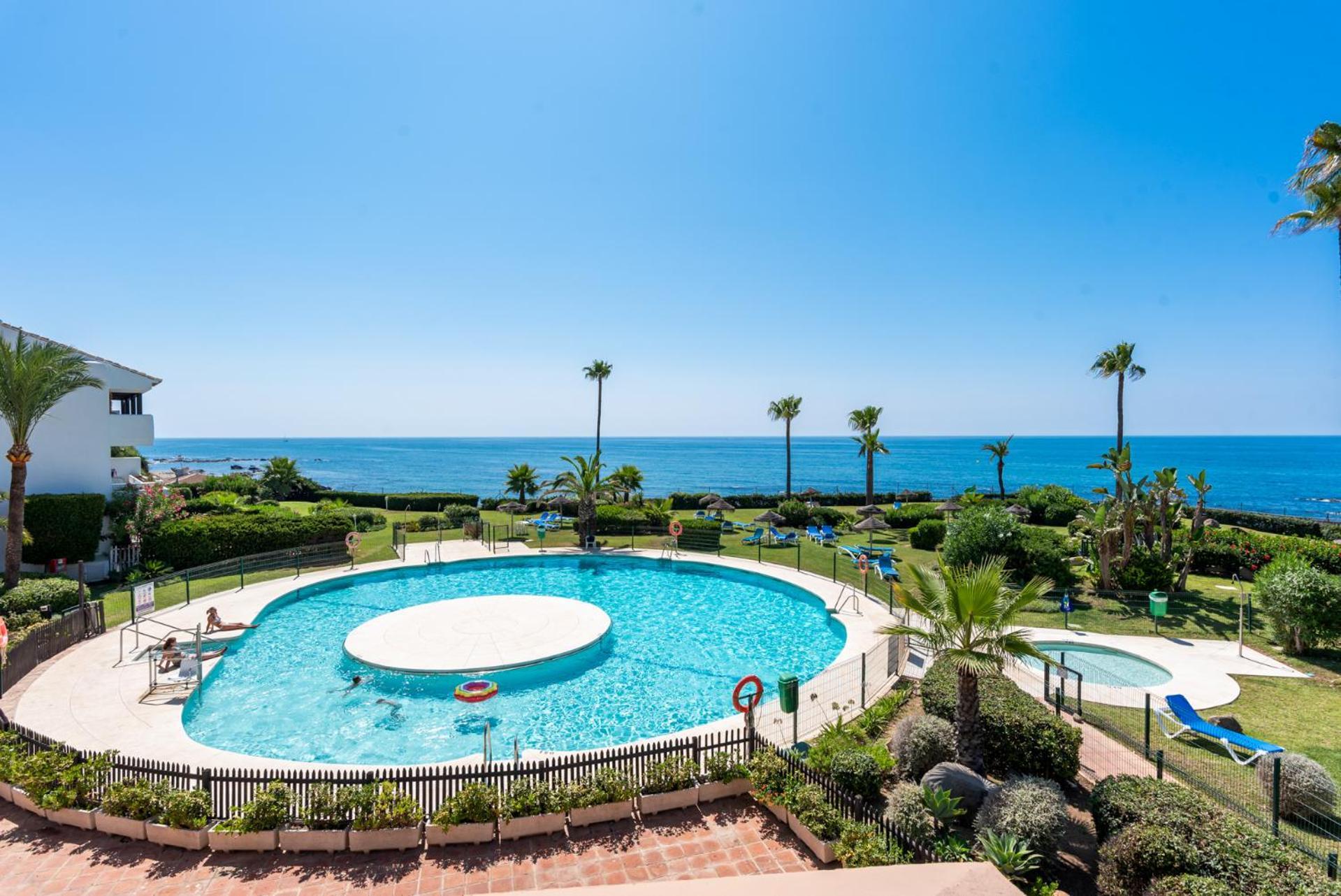 Miraflores Apartments By The Beach Costa Del Sol Sitio de Calahonda Екстериор снимка