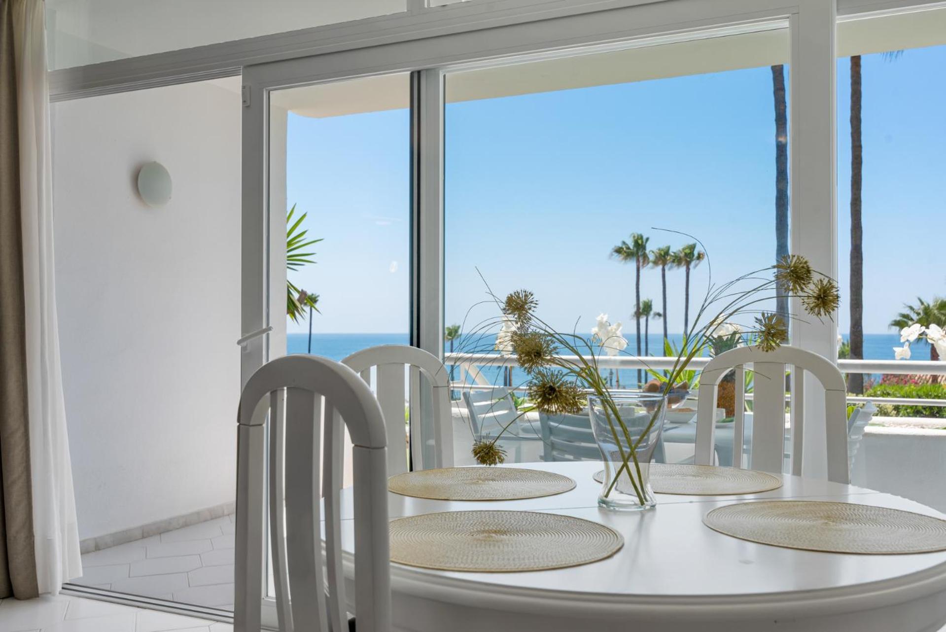 Miraflores Apartments By The Beach Costa Del Sol Sitio de Calahonda Екстериор снимка