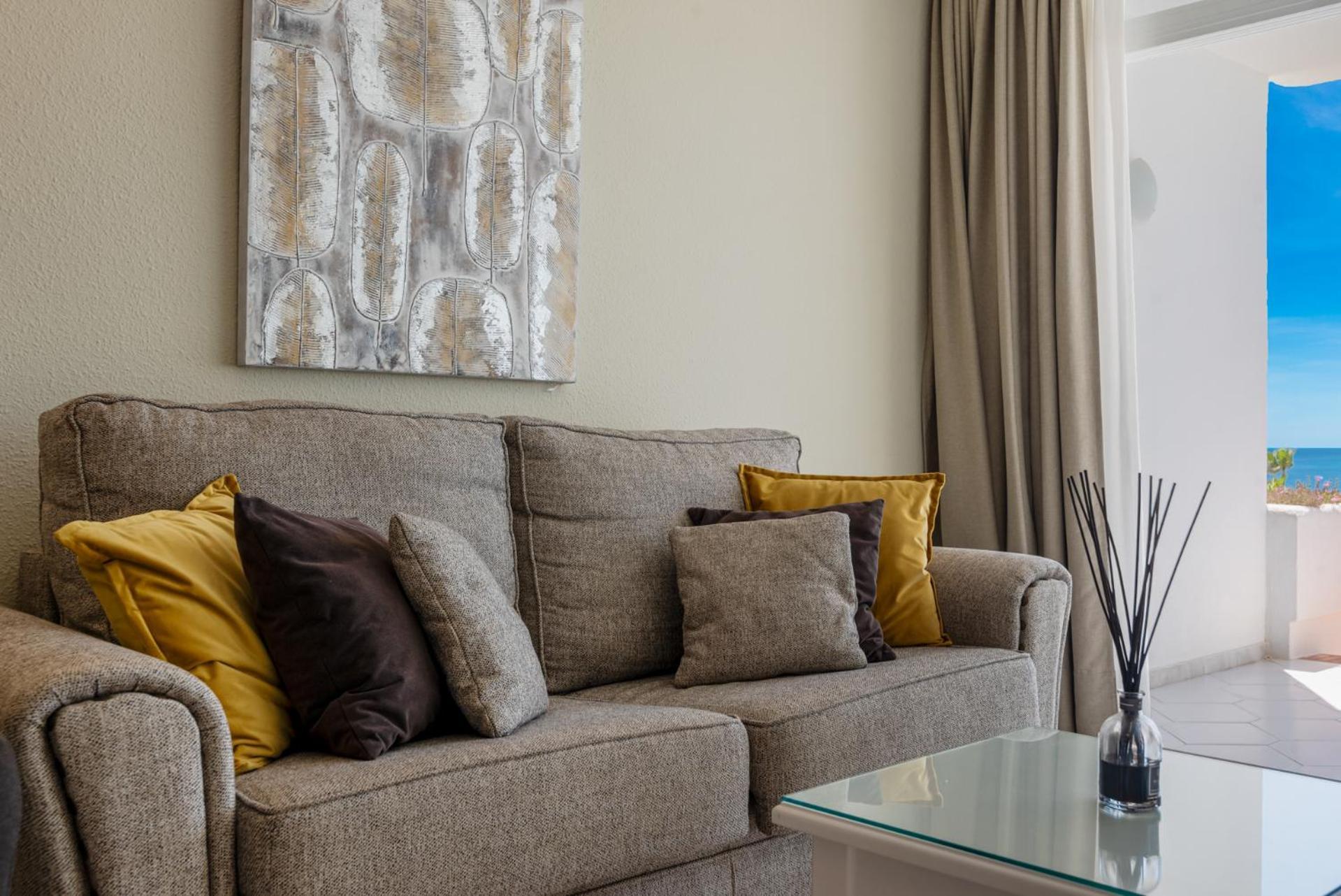 Miraflores Apartments By The Beach Costa Del Sol Sitio de Calahonda Екстериор снимка